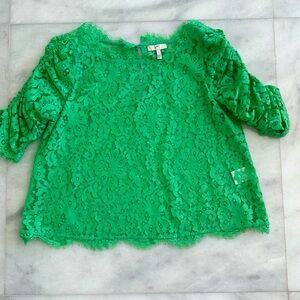 Joie lace top size small